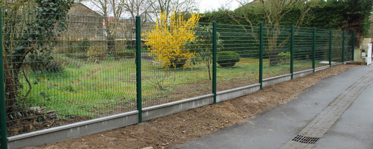 Photo d'une clôture installée par Esnault Paysagiste à Saumur